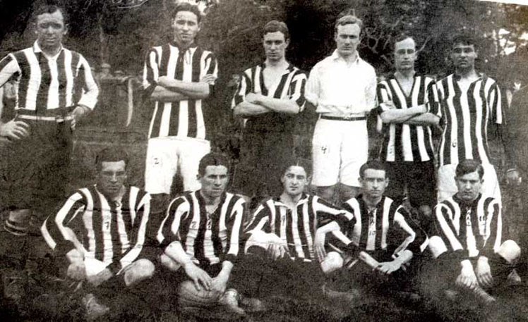Foto del primer equipo de Estudiantes de La Plata
